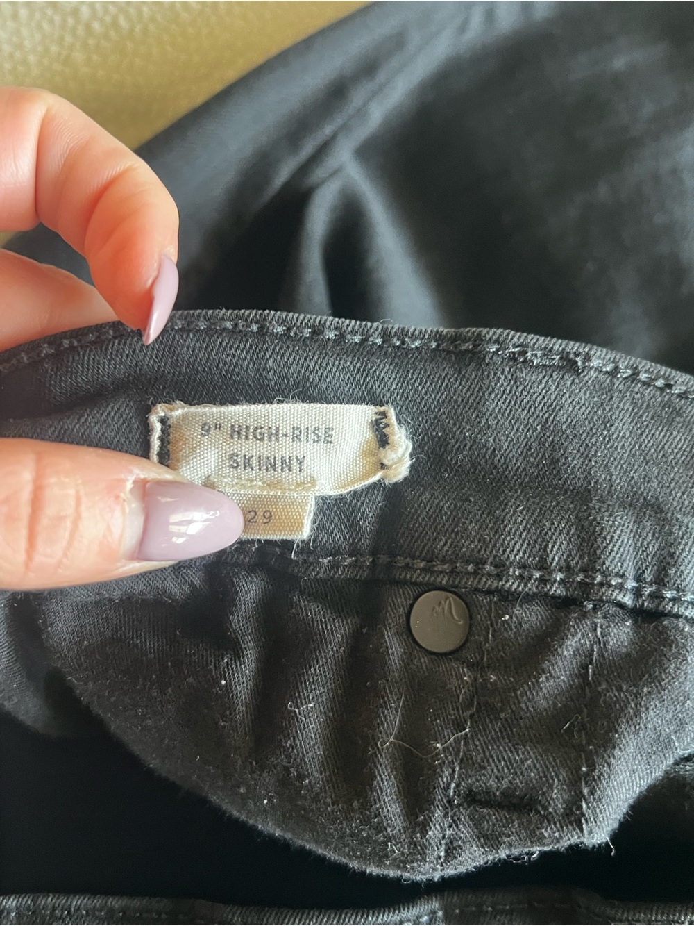 Madewell High-Rise Skinny Jeans in Black